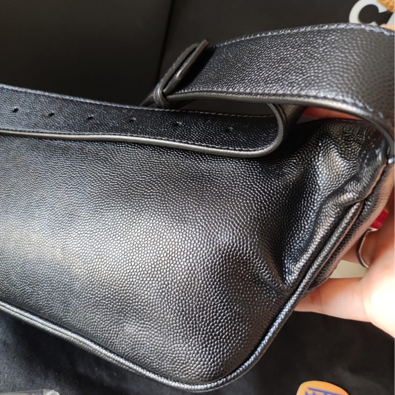 YSl 黑金 荔枝牛皮 胸口 腰包-11