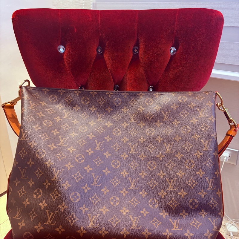 LV Vagabond Hobo 2025年款 幾乎全新 割愛-3