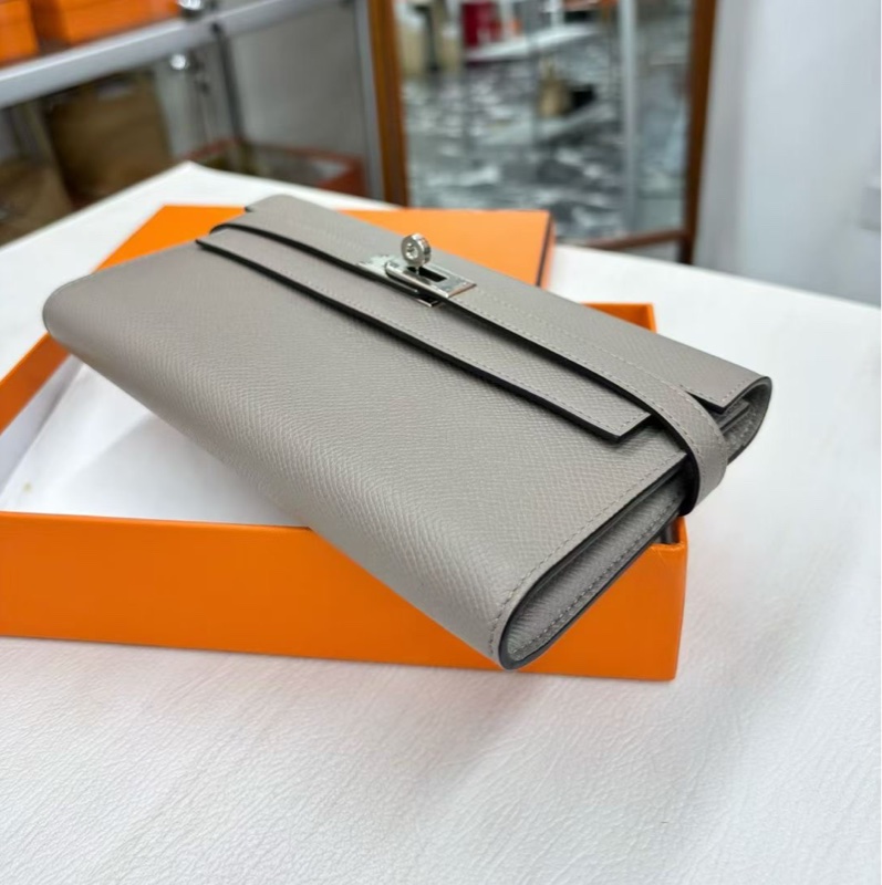 Hermes M8銀河灰Kelly長錢包，C刻，epsom，五金部份膜在，無磨損，附件原盒-5