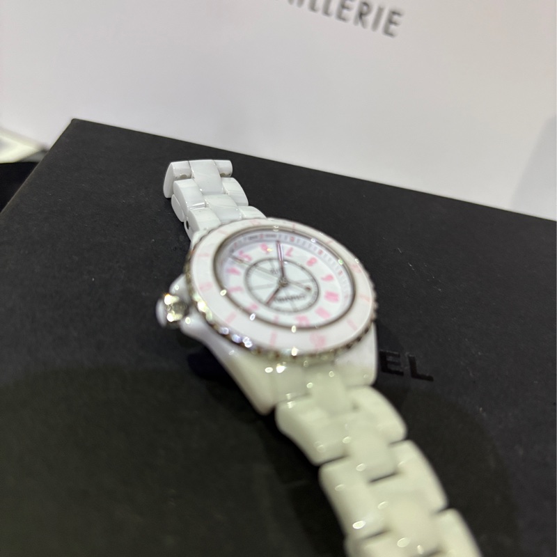 全球限量1200香奈兒J12 -櫻花粉2021/ChanelJ12 WHiTEWATCHES-3