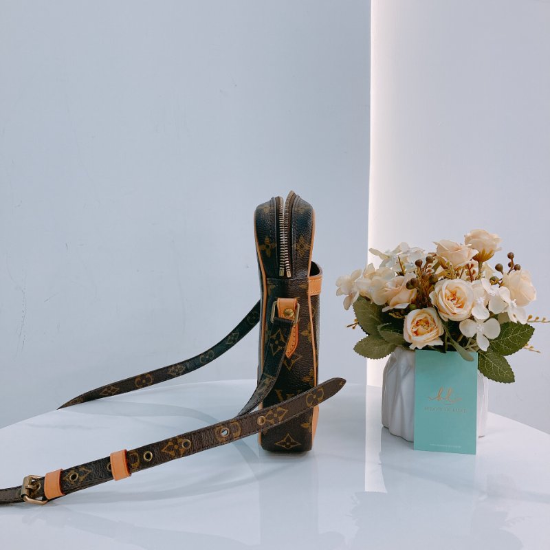 MS0426	Louis Vuitton 路易威登 直身 帆布 經典老花紋 金扣 斜背  Danube Crossbody Canvas Monogram x GHW-2