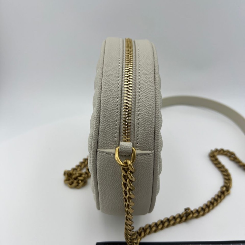 聖羅蘭 YSL 圓餅肩袋魚子醬皮紋白色-1