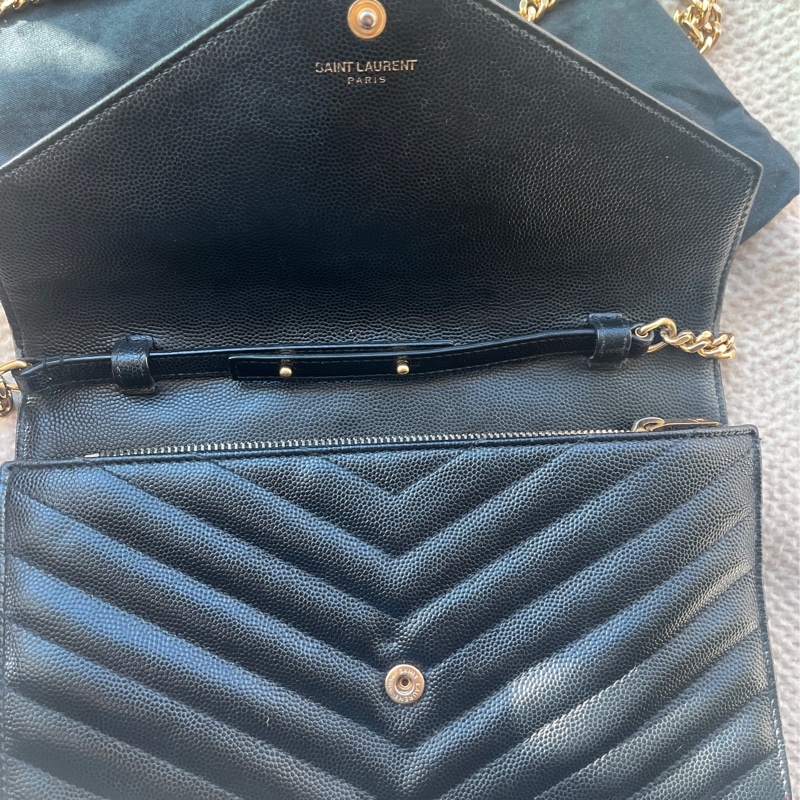 YSL 經典黑色信封包WOC-5