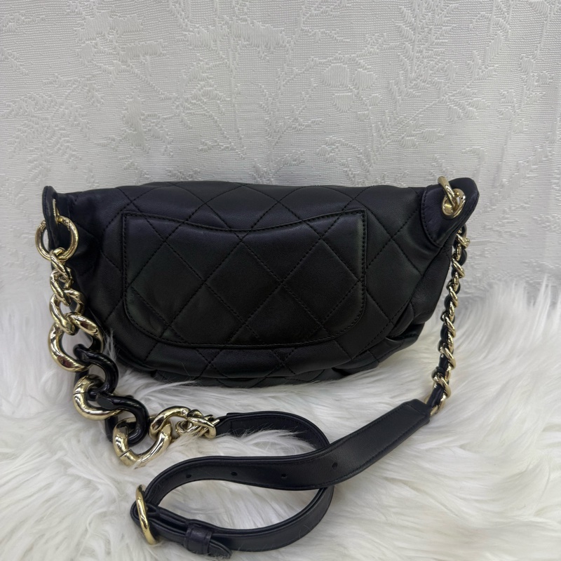 chanel 腰包配金色金屬配件-14