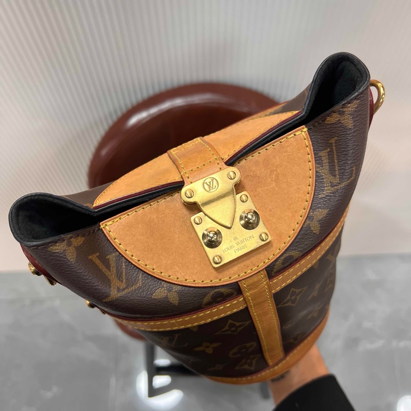 LV 路易威登 Duffle 老花薯條包 有長肩帶 尺寸14×14×21cm 22年芯片款 97新-5