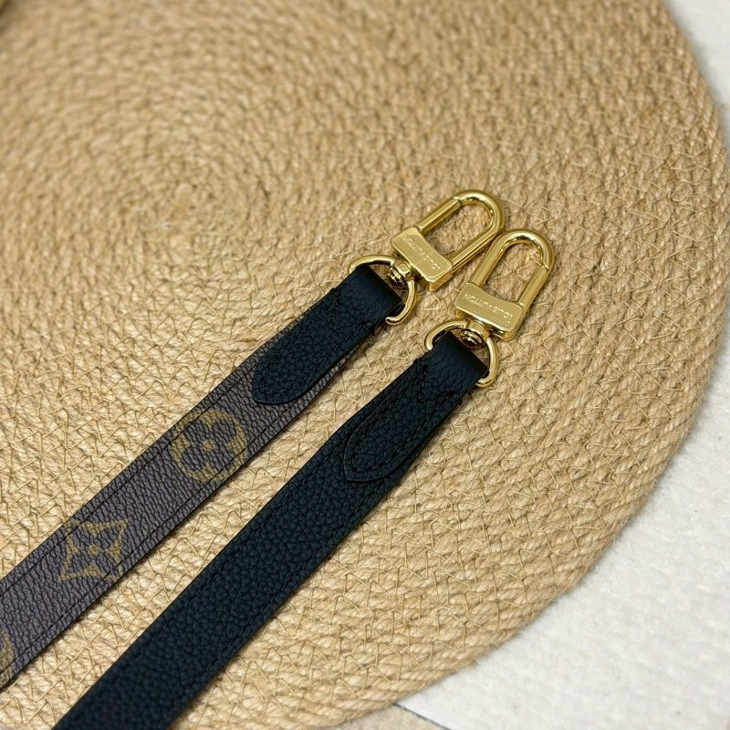 (全網只有這一顆✨！)🏷LV 路易威登．Neverfull Inside Out MM 雙面小托特 芯片款 M28347-18