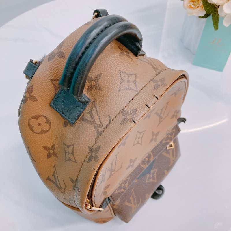 MS0428 Louis Vuitton 路易威登 小背包 雙拼色 經典老花紋 金扣  Palm Spring Backpack Mini Reverse Monogram x GHW-12