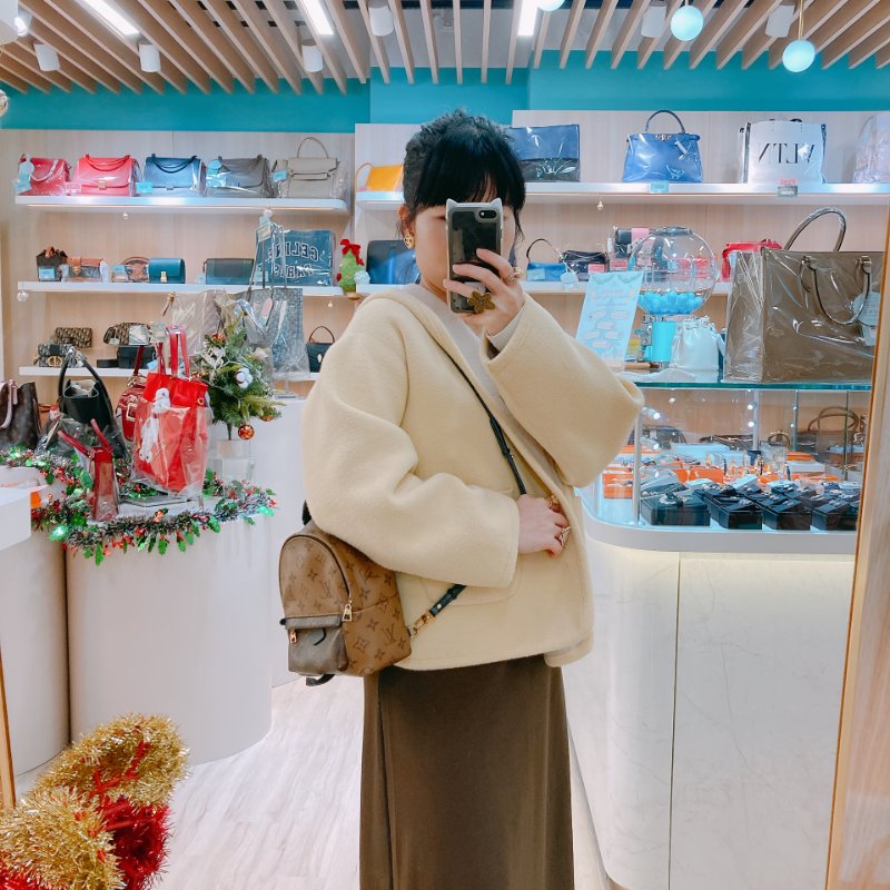 MS0428 Louis Vuitton 路易威登 小背包 雙拼色 經典老花紋 金扣  Palm Spring Backpack Mini Reverse Monogram x GHW-21