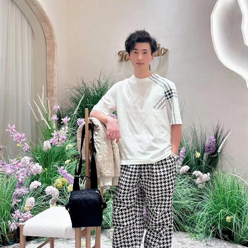 💎Han's house精品服飾💎Burberry 戰馬 千鳥格 長褲 機能防風水 原價52000-3