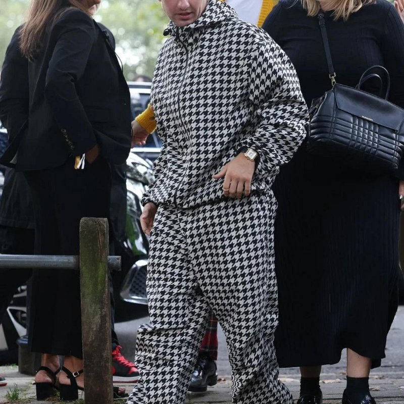 💎Han's house精品服飾💎Burberry 戰馬 千鳥格 長褲 機能防風水 原價52000-6