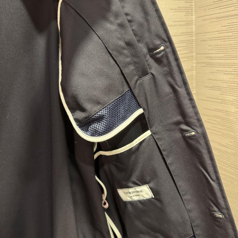 💎Han's house精品服飾💎THom Browne 薄 羊毛 風衣 外套-6