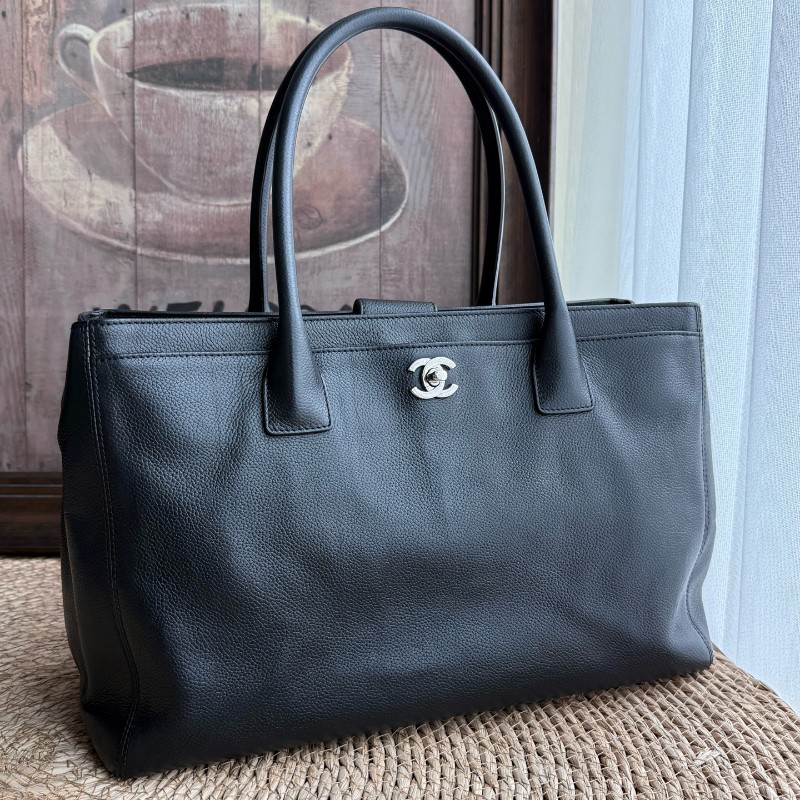 Chanel cerf黑金荔枝紋中號 手提包-1