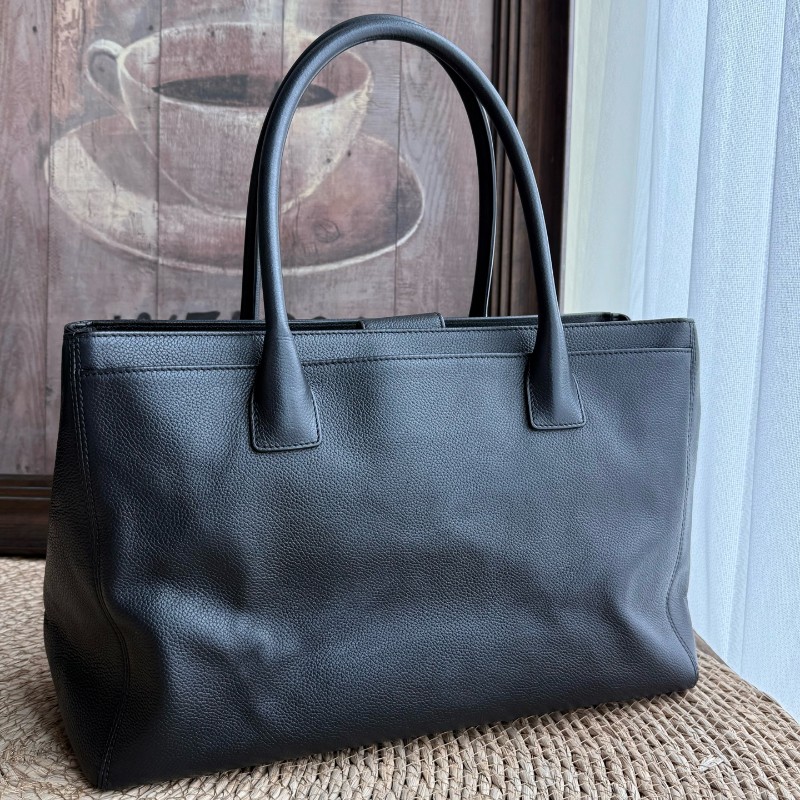 Chanel cerf黑金荔枝紋中號 手提包-2