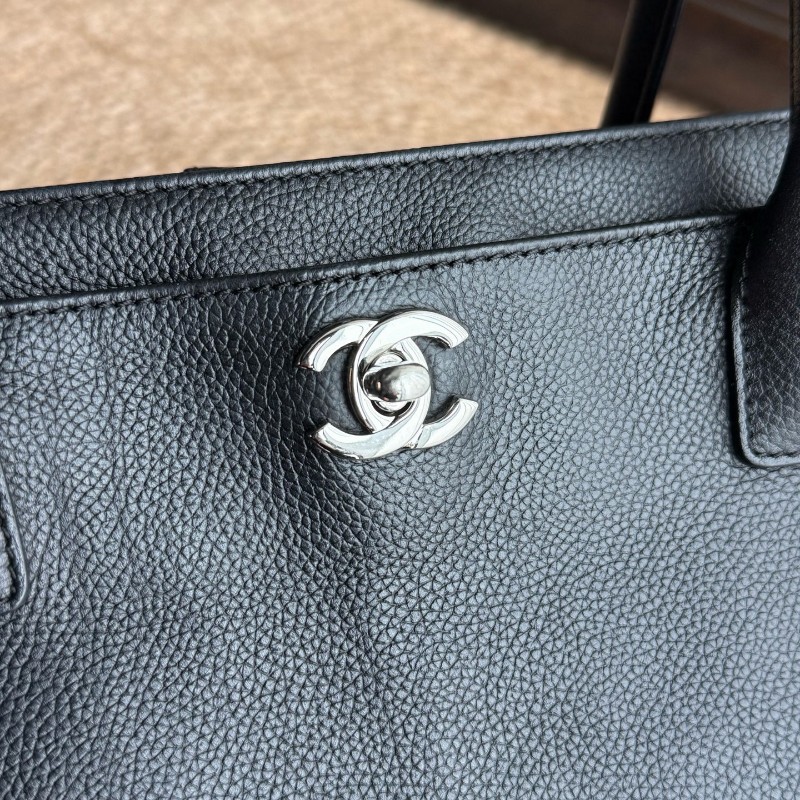 Chanel cerf黑金荔枝紋中號 手提包-3