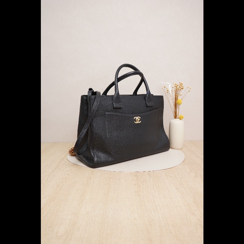 CHANEL Cerf 手提公文包黑金荔枝紋牛皮-1
