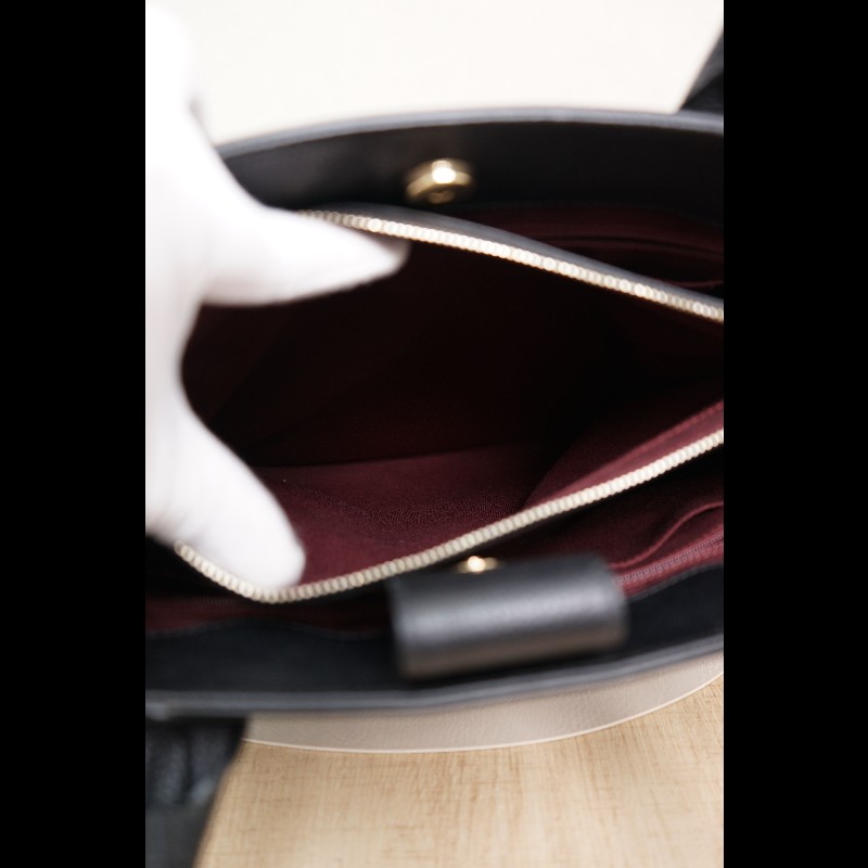 CHANEL Cerf 手提公文包黑金荔枝紋牛皮-15