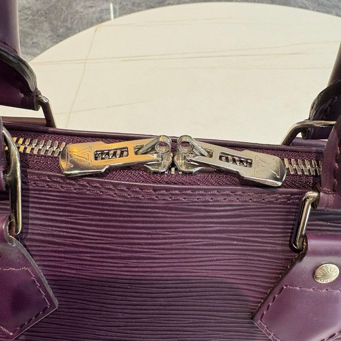 *SHIHNA名牌精品* LV M5280K Alma BB Epi水波纹紫色貝殼包-3