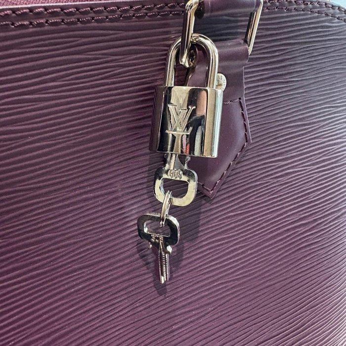 *SHIHNA名牌精品* LV M5280K Alma BB Epi水波纹紫色貝殼包-7