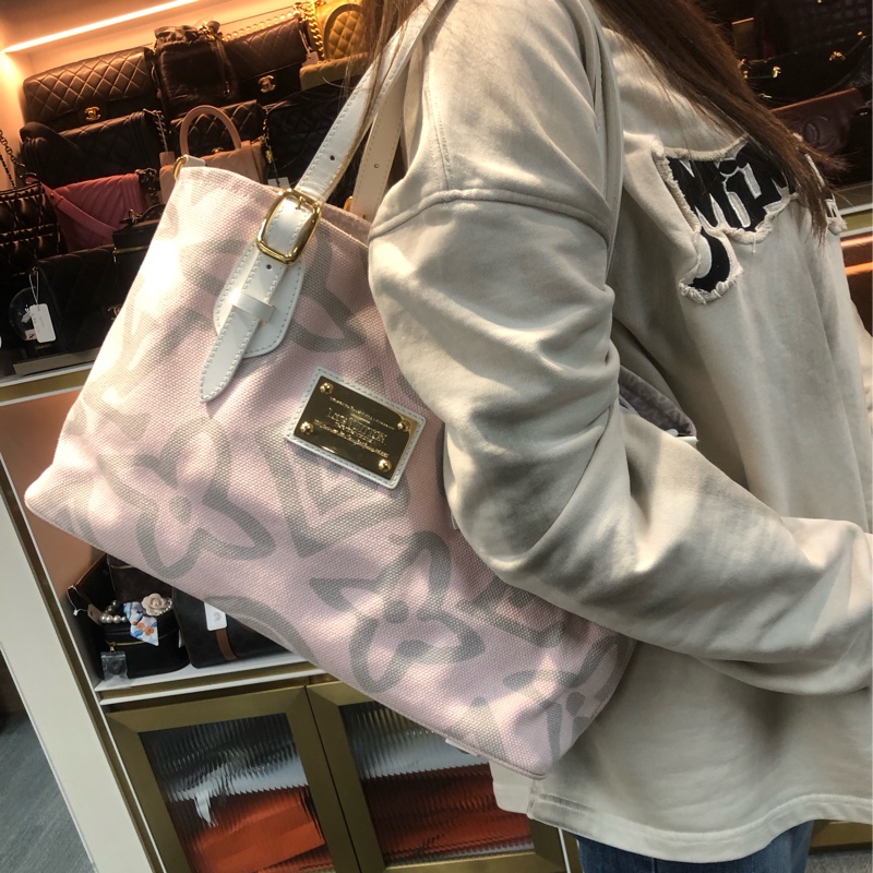 LV 粉色大花Tote XB844-12