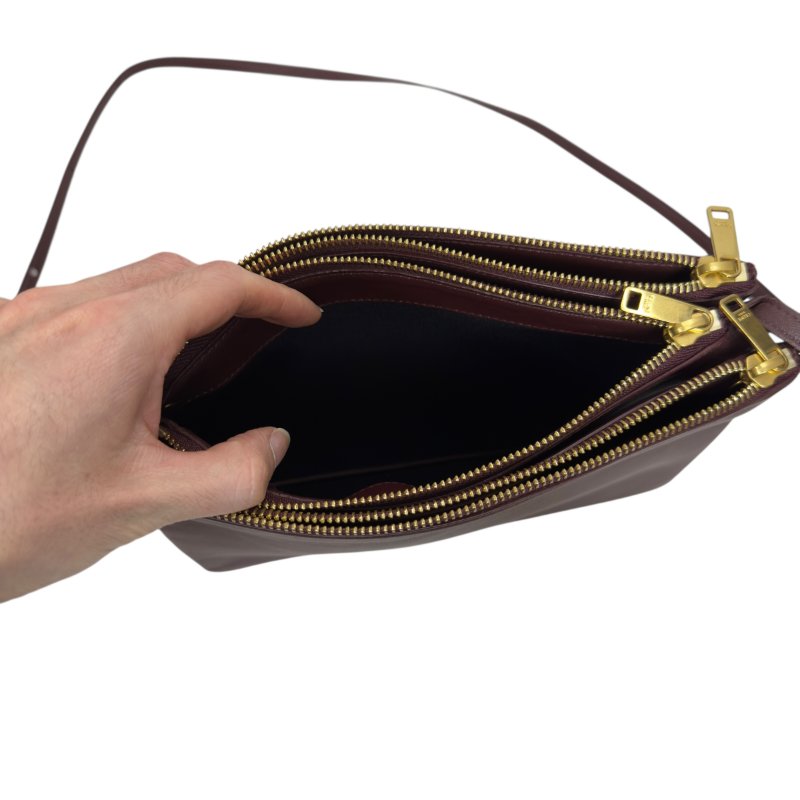 CELINE Trio 斜揹袋-17