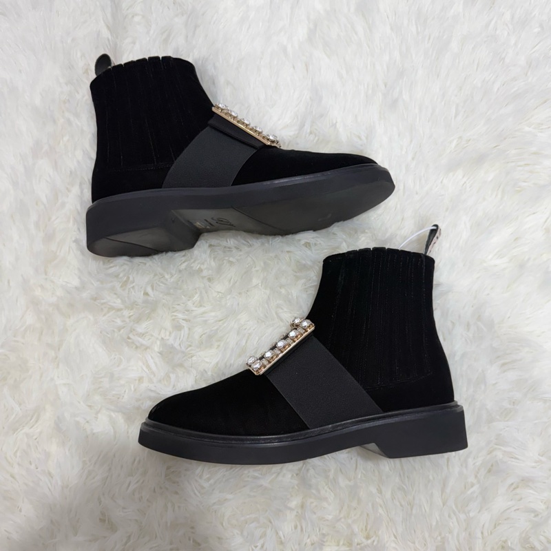 99新roger vivie黑絲絨方扣短靴37碼-2