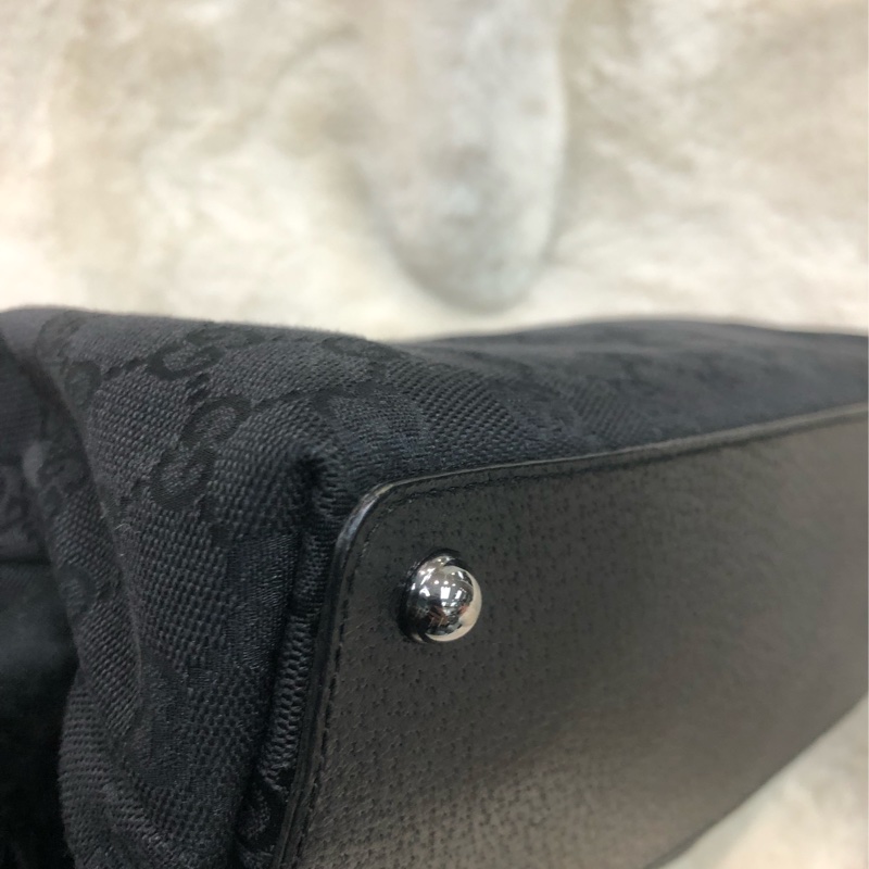 Gucci 黑色布Tote XC159-12