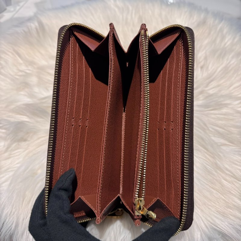 LV 經典老花拉鍊長夾 芯片款-4