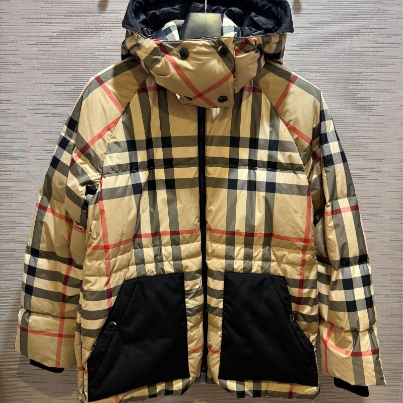 💎Han's house精品服飾💎Burberry 格紋 連帽可拆 羽絨 外套-0