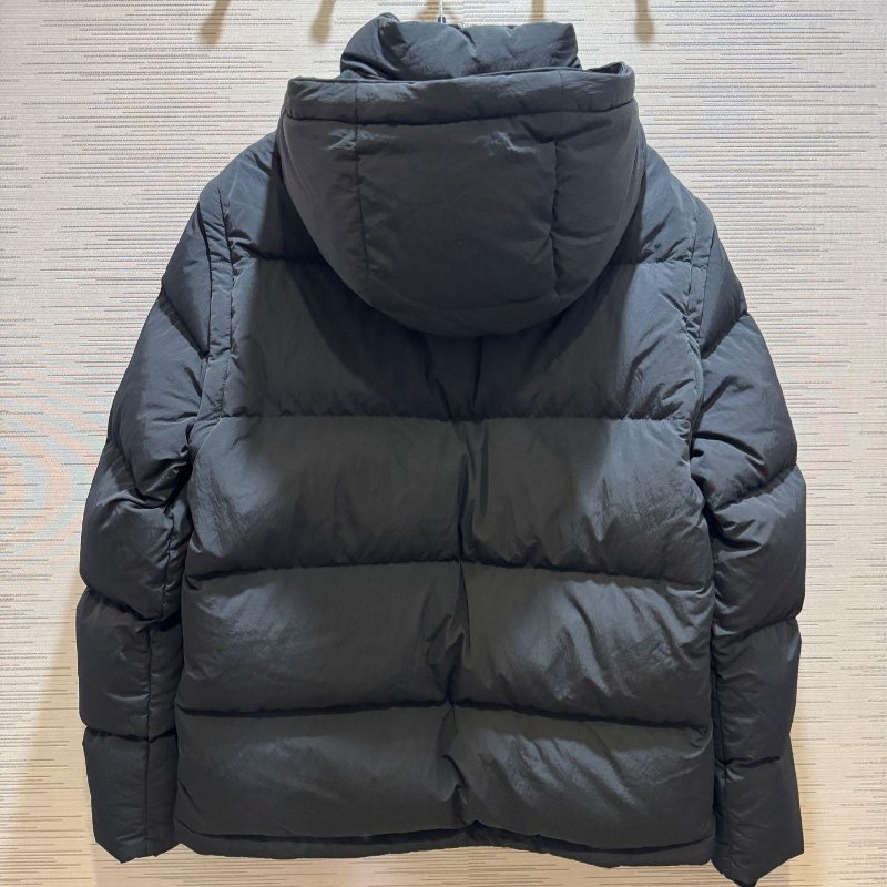 💎Han's house精品服飾💎Burberry 羽絨 連帽 外套 袖子 可拆變 背心 原價65000原價65000-4