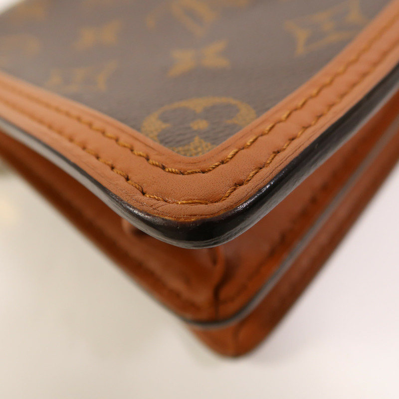 LOUIS VUITTON Monogram Reverse Mini Dauphine金扣肩背袋-12