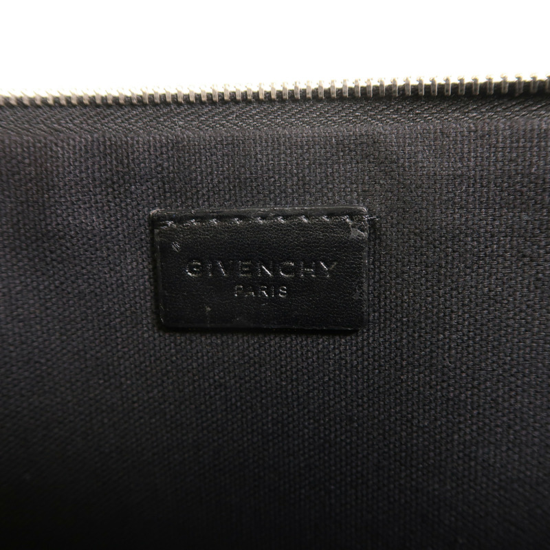 GIVENCHY 皮革Pouch金扣手拿包-5