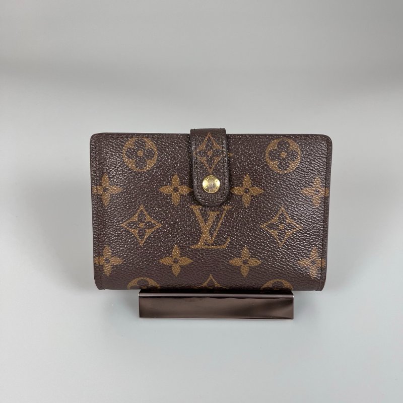 LV M61674  老花扣式中夾-0