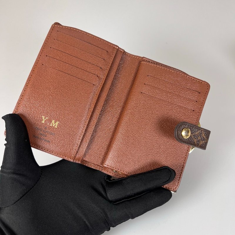 LV M61674  老花扣式中夾-7