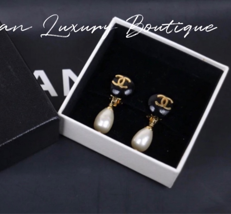 「JL精品代購」98新 Chanel 香奈兒 雙c 垂墜珍珠耳夾-0
