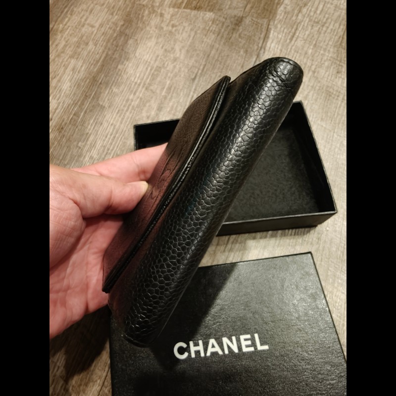 日本帶回中古狀況良好香奈兒短皮夾有附保卡絕版品,中古商品難免有使用痕跡,高標準請勿下標,謝謝-14