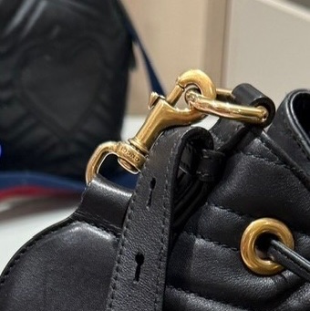 Gucci 水桶包 Marmont Quilted Leather Bucket-9