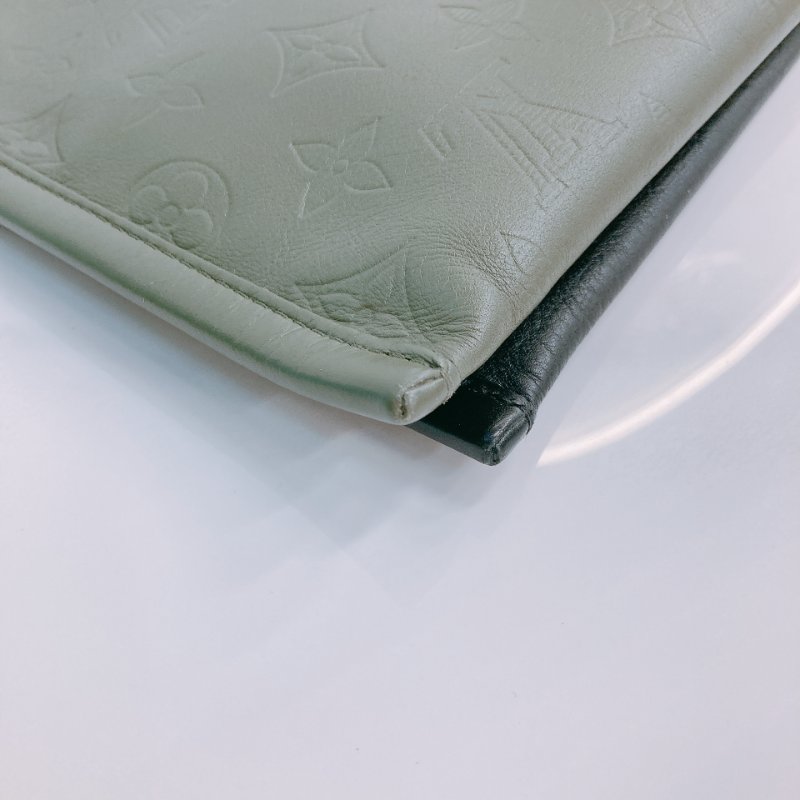 MS0429	Louis Vuitton 路易威登 影子包 二合一 信封包 牛皮 壓紋 黑色 綠色 斜背 Shadow Double Flat Messenger Calfskin Black and Green x PHW-6