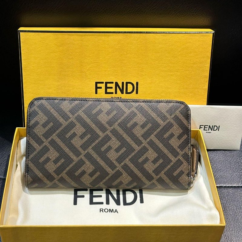 💎Han's house精品服飾💎FENDI 芬迪 老花 PVC 拼 皮革 長夾 皮夾-2