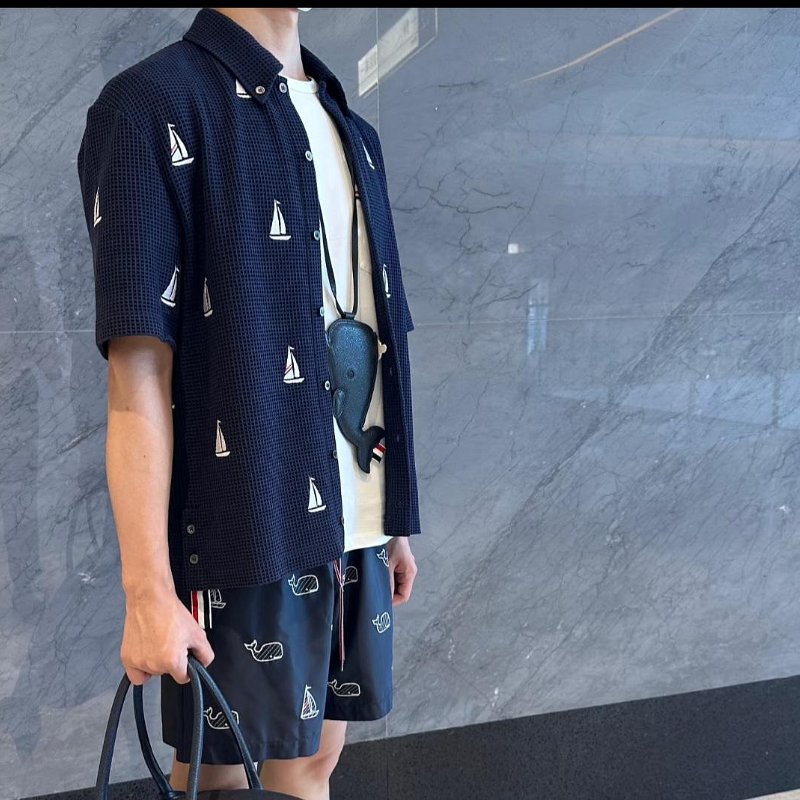 💎Han's house精品服飾💎THOM BROWNE TB 刺繡 尼龍 海灘褲 短褲-3