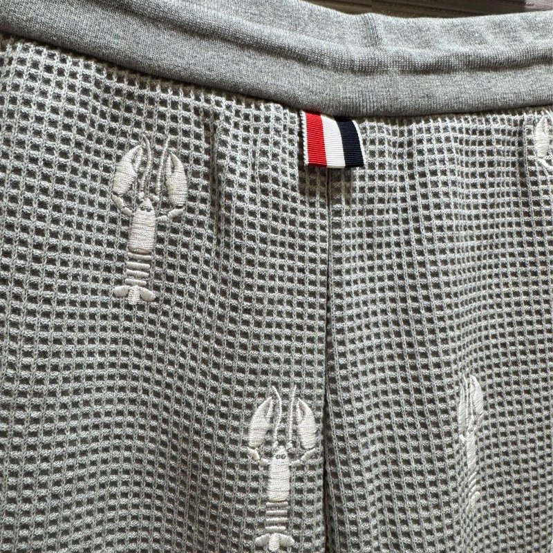 💎Han's house精品服飾💎THOM BROWNE TB 刺繡 短褲 現貨 XS ~ M 原價35500-3