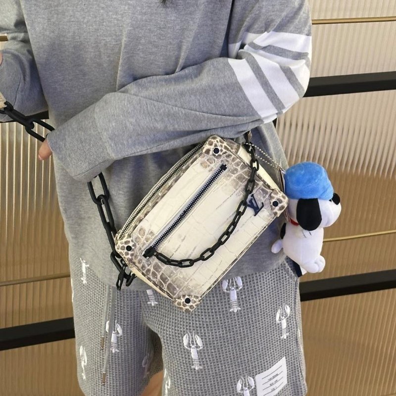 💎Han's house精品服飾💎THOM BROWNE TB 刺繡 短褲 現貨 XS ~ M 原價35500-5