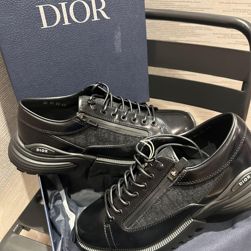 💎Han's house精品服飾💎 DIOR 滿版 老花 小牛皮 皮鞋 原價37000-0