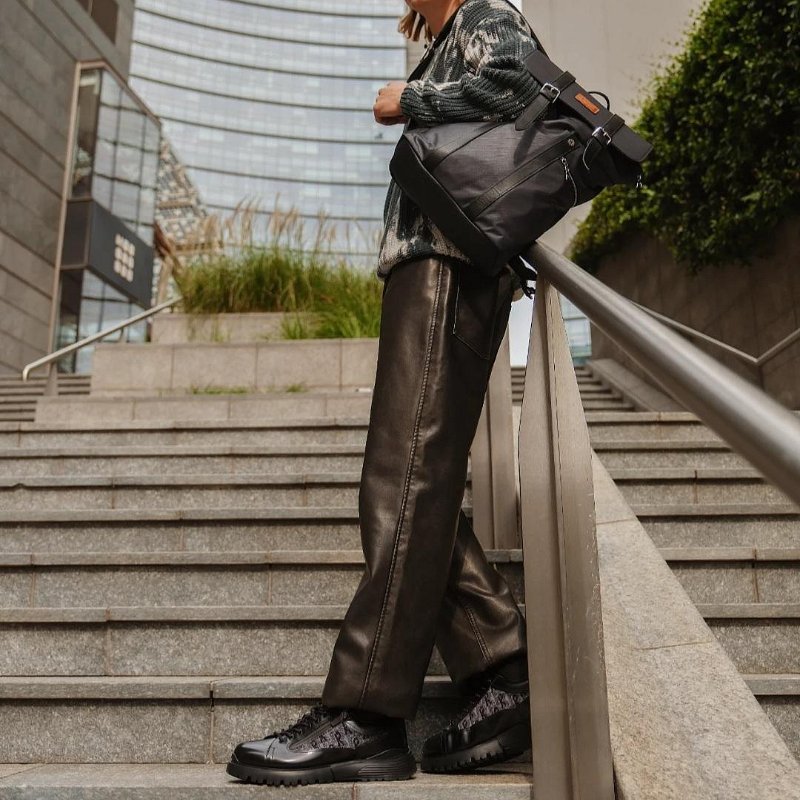 💎Han's house精品服飾💎 DIOR 滿版 老花 小牛皮 皮鞋 原價37000-2