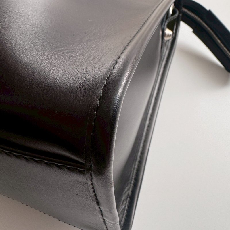 Balenciaga 黑色拼墨綠色機車包-3