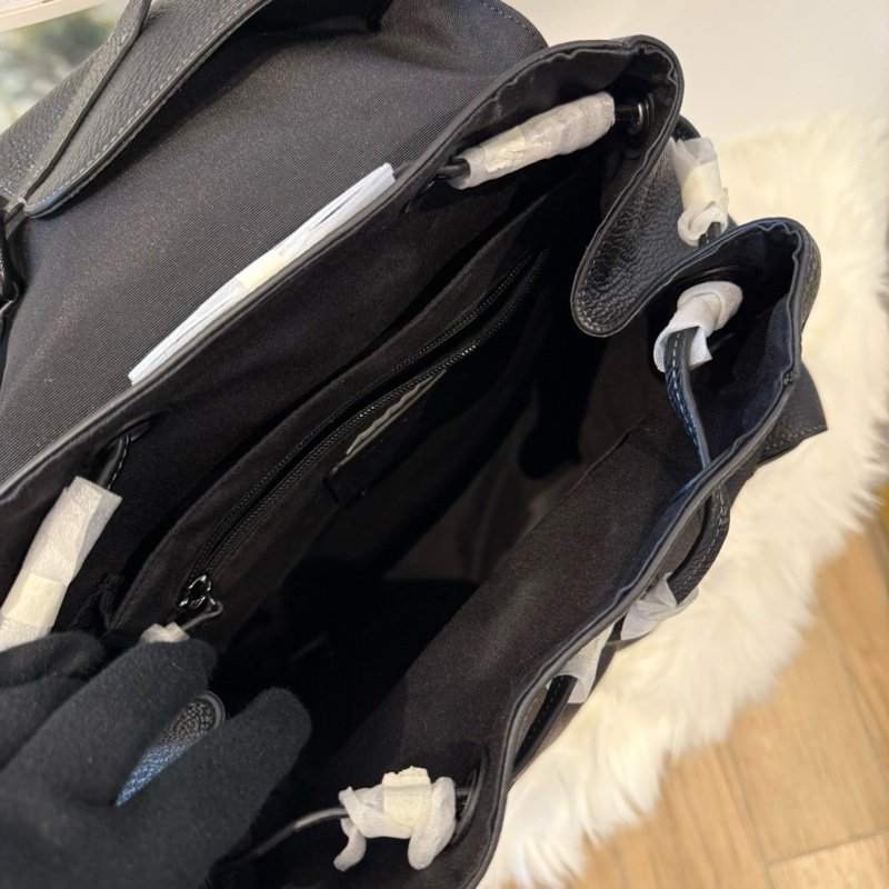 Coach 雙肩後背包-6