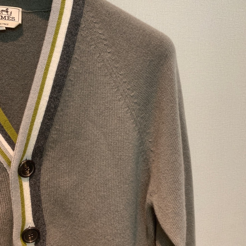 99新s碼 愛馬仕 Hermes 秋冬新款男士學院風羊絨開衫-3