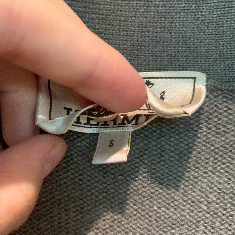 99新s碼 愛馬仕 Hermes 秋冬新款男士學院風羊絨開衫-5