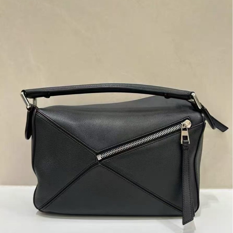 Loewe puzzles 黑色小號 98新 配件塵袋-1