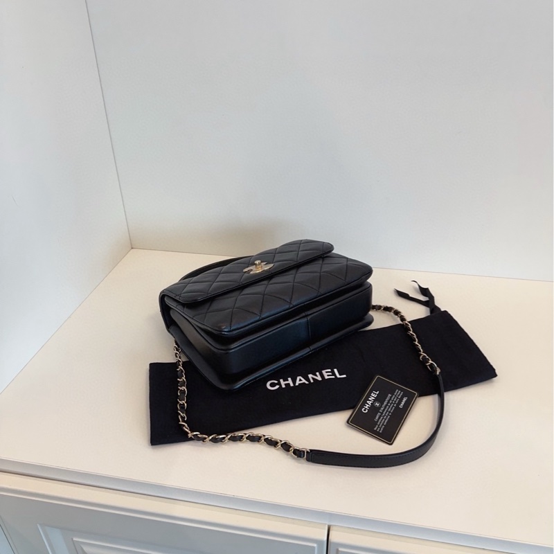 ✨Chanel 經典黑金 trendy cc 99新帶膜🆕 有保卡 專櫃半價🖤-7