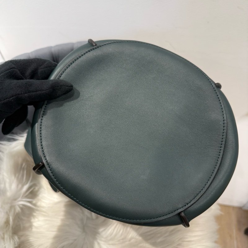 CELINE Big Bag Nano Bucket 墨綠色水桶包斜背手提包-6